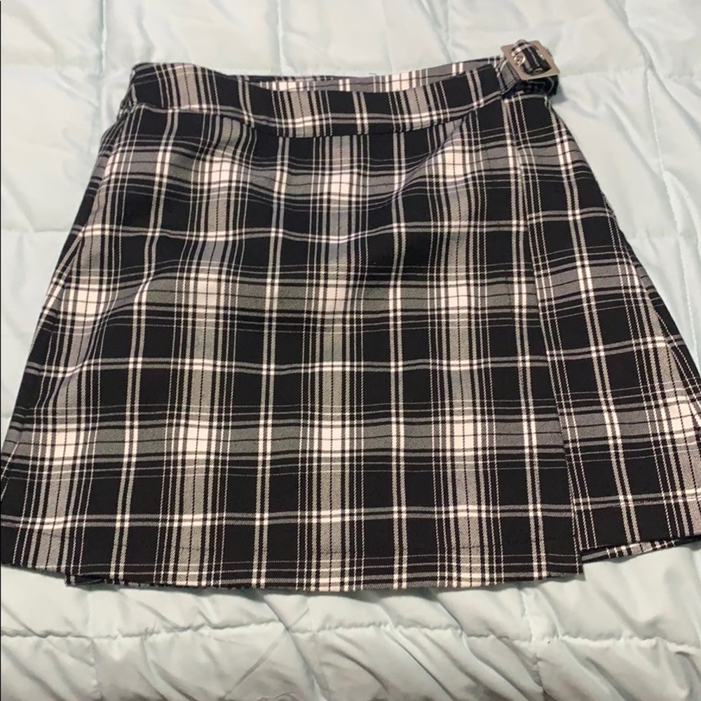 Black and White Emerson Brandy Melville Skirt